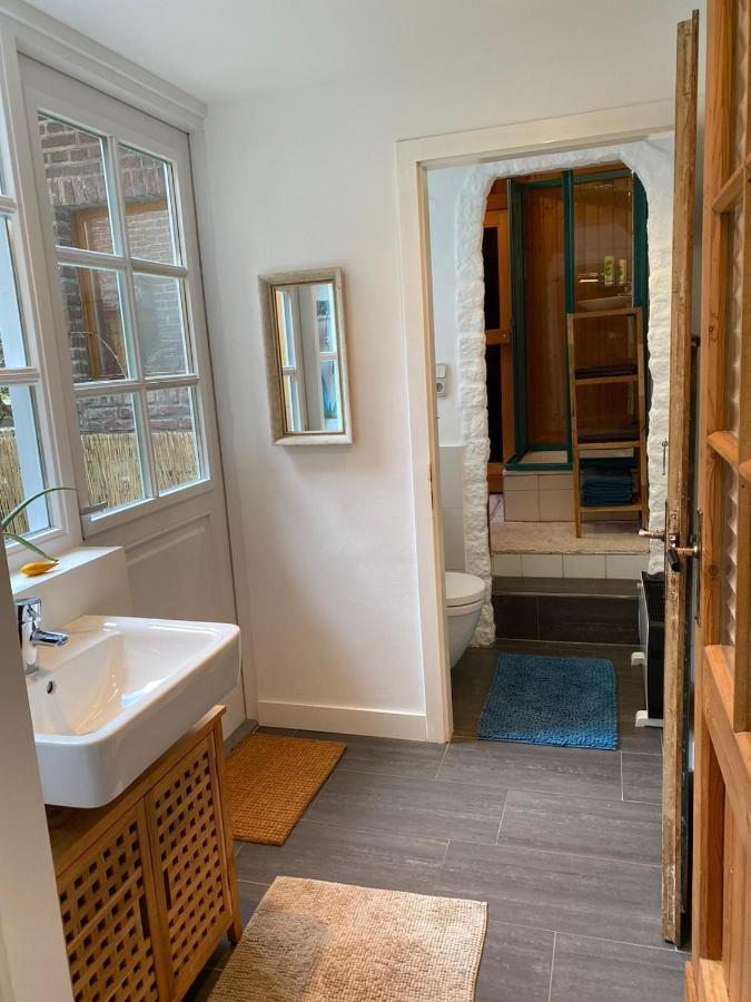 Prive Sauna & Terras - Aachen Vaals Drielandenpunt ภายนอก รูปภาพ